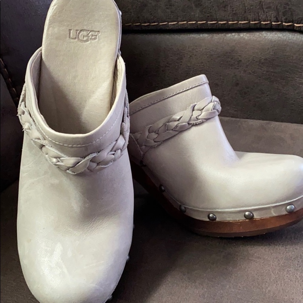 Ugg 3206 Kaylee studded mule clog sz 7